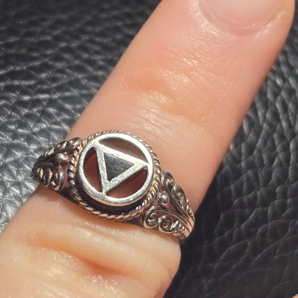 AA Recovery Vintage Sterling Silver Sz 4 - Picture 6 of 7